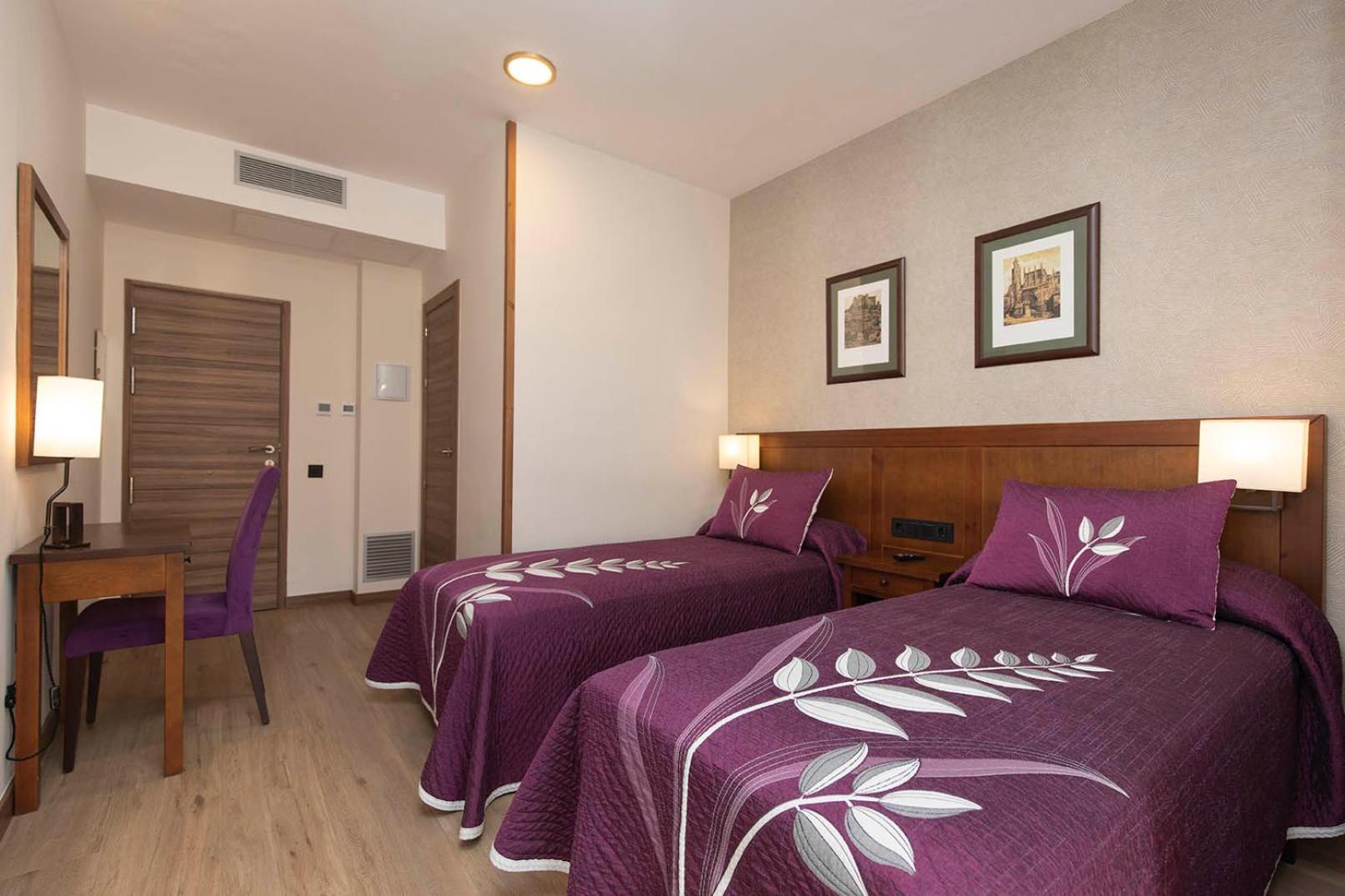 Hotel Cinca Escalona Eksteriør bilde